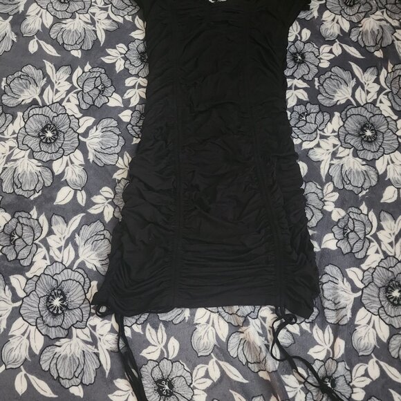 Foxblood ruched fitted dress goth - Picture 4 of 4